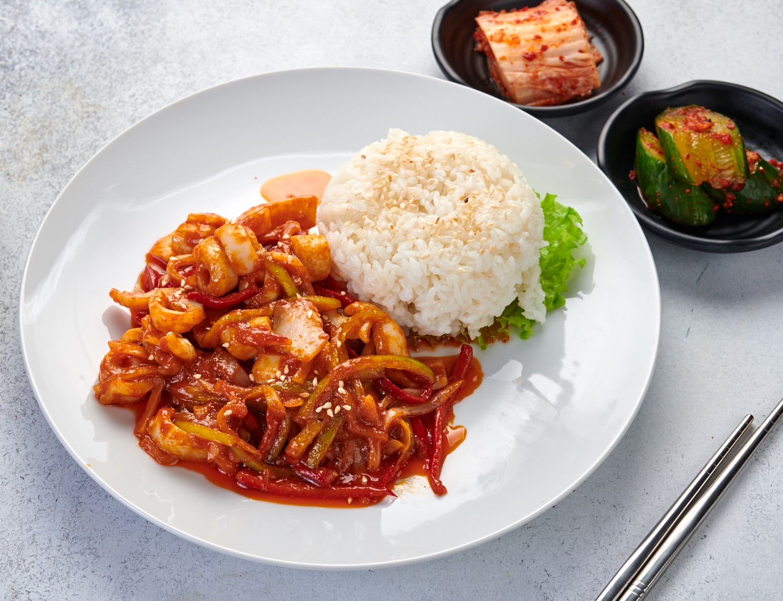 Одинопокым