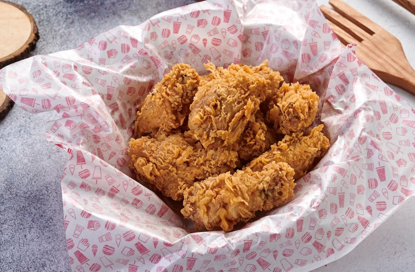 Куриные крылышки, жаренные в панировке