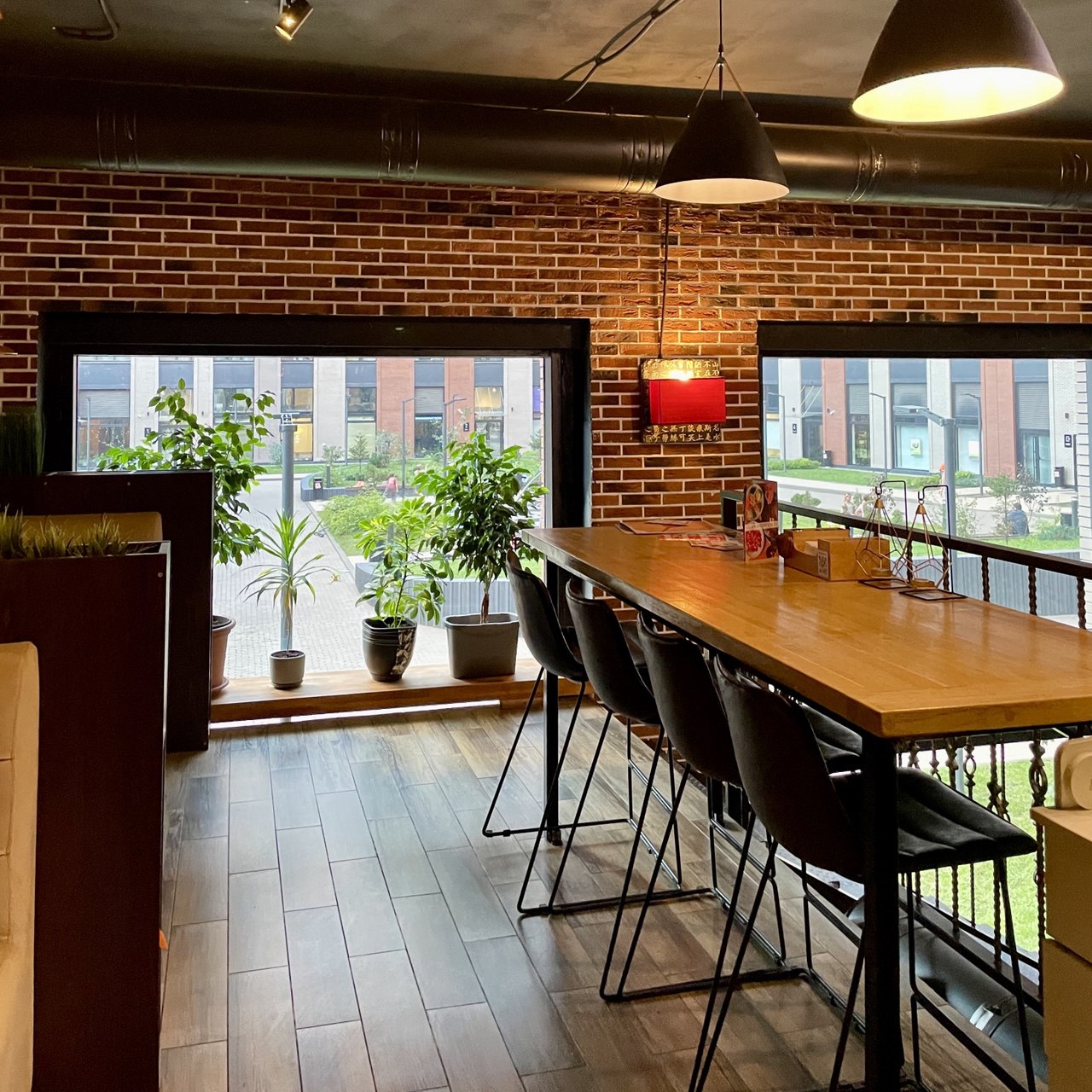 Интерьер Eastoria — фото 5